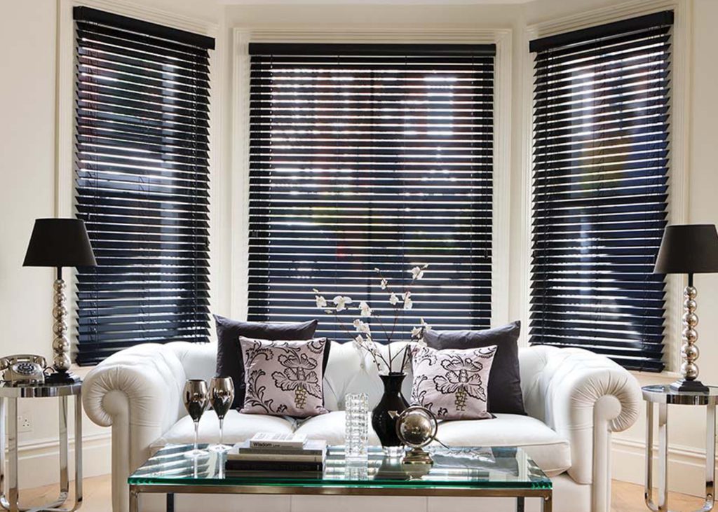 VENECIANAS DE MADERA PARA INTERIORES ESCALERILLA
