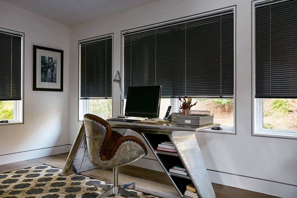 TIPOS DE CORTINAS MÁS COMUNES PARA DESPACHOS: