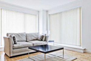 ventajas de las cortinas de lamas verticales